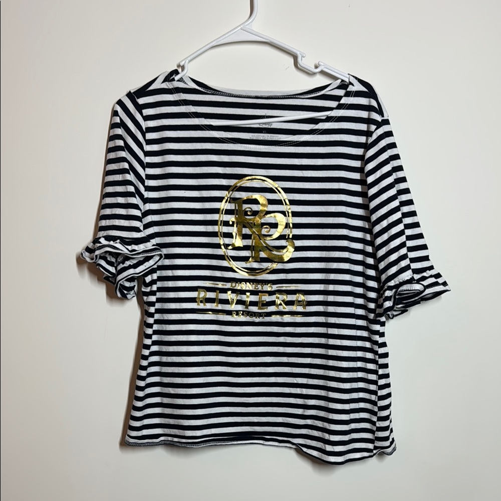 Disney Black and White Boxy 3/4 Sleeve Tee